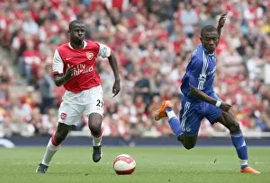 Images Dated 6th May 2007: Emmanuel Eboue (Arsenal) Soloman Kalou (Chelsea)