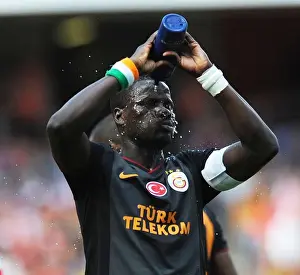 Emmanuel Eboue (Galatasaray). Arsenal 1: 2 Galatasaray. Emirates Cup Day Two. Emirates Stadium
