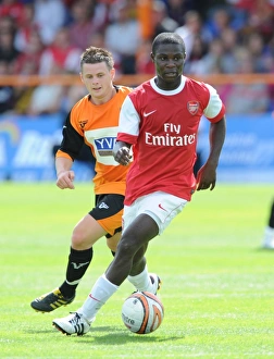 Emmanuel Frimpong (Arsenal) Mark Byrne (Barnet). Barnet 0:4 Arsenal, Pre season friendly Emmanuel Frimpong (Arsenal) Mark Byrne (Barnet). Barnet 0:4 Arsenal, Pre season friendly