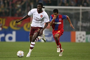 Emmauel Adebayor (Arsenal) Banel Nicolita (Steaua)