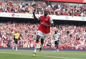 Images Dated 29th April 2007: Emmauel Adebayor celebrates scoring Arsenals 2nd goal