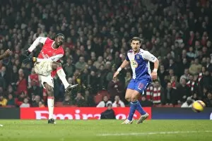 Arsenal v Blackburn Rovers 2007-8 Collection: Emmauel Adebayor shoot past Brad Friedel to score the 2nd Arsenal goal