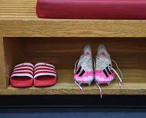 Exclusive: A Glimpse into Kieran Tierney's Pre-Match Routine at Emirates Stadium (Arsenal vs Manchester City, 2021) - Behind Closed Doors