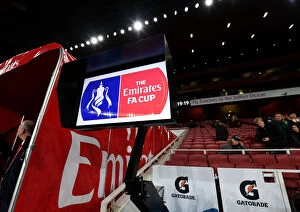 Images Dated 25th January 2019: FA Cup 2018-19: Arsenal vs Manchester United - The VAR Decision at Emirates Stadium