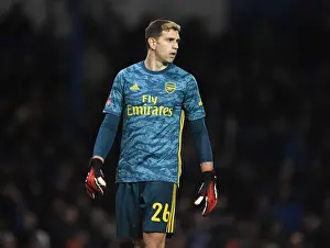 FA Cup Fifth Round Showdown: Portsmouth vs Arsenal at Fratton Park