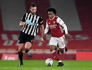 FA Cup Showdown: Willian vs Carroll - A Winged Battle