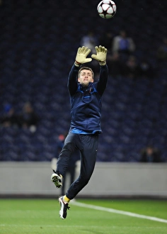 FC Porto V Arsenal 2009-10 Prints: Fabianski in Action: Arsenal vs. FC Porto, UEFA Champions League (17/2/2010)