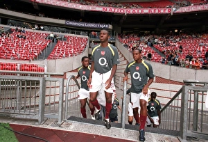Fabrice Muamba and Justin Hoyte (Arsenal). Ajax 0:1 Arsenal