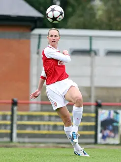 Faye White (Arsenal). Arsenal Ladies 9: 0 ZFK Masinac. UEFA Womens Champions League