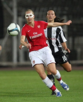 POAK Thessaloniki v Arsenal Ladies 2009-10 Collection: Faye White (Arsenal) Dimitrijevic (POAK)