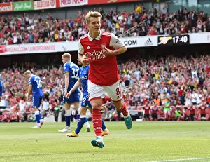 Arsenal V Everton 2021-22 Prints: Five-Star Odegaard: Martin's Stunner Seals Thrilling Arsenal Victory over Everton (2021-22)