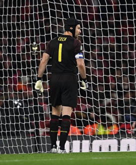 Images Dated 31st October 2018: Focused Petr Cech in Action for Arsenal against Blackpool (2018-19 Carabao Cup)