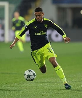 Images Dated 1st November 2016: Francis Coquelin: In Action for Arsenal Against Ludogorets Razgrad, UEFA Champions League 2016