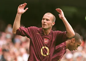 Freddie Ljungberg (Arsenal) celebrates the 2nd goal