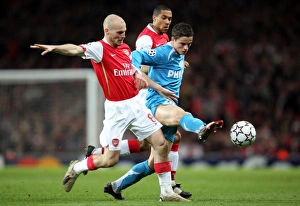Images Dated 7th March 2007: Freddie Ljungberg (Arsenal) Ibrahim Afellay (PSV)