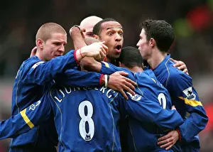 Freddie Ljungberg celebrates scoring Arsenals goal with Phillepe Senderos