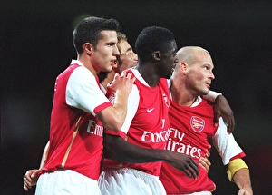 Arsenal v Dinamo Zagreb Collection: Freddie Ljungberg is congratulated on scoring Arsenal s