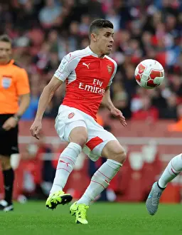 Gabriel in Action: Arsenal vs. VfL Wolfsburg - Emirates Cup 2015