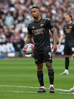 Gabriel Jesus in Action: Arsenal's Exciting Battle against West Ham United, Premier League 2022-23