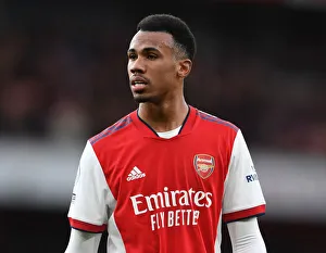 Gabriel Magalhaes in Action: Arsenal vs. Brentford, Premier League 2021-22