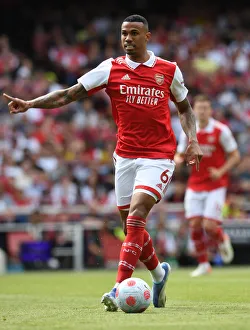Gabriel Magalhaes in Action: Arsenal vs. Everton, Premier League 2021-22