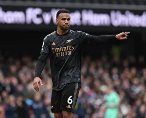 Gabriel Magalhaes in Action: Fulham vs Arsenal, Premier League 2022-23