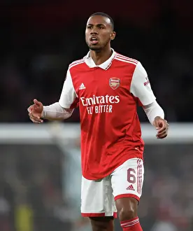 Gabriel Magalhaes in Europa League Action: Arsenal vs PSV Eindhoven (2022-23)