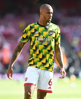 Gabriel Magalhaes Gears Up: Arsenal's Readiness Against Fulham (2022-23)
