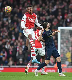 Gabriel Soars Over Rodriguez: Intense Aerial Battle in Arsenal vs. Burnley Premier League Clash