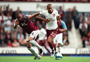 Images Dated 1st October 2007: Gael Clichy (Arsenal) Danny Gabbidon (West Ham)
