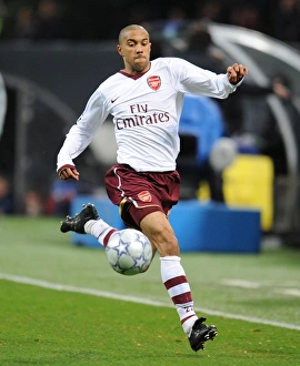 Gael Clichy Leads Arsenal to Victory: 2-0 Over AC Milan, Champions League 2008