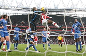 Gallas's Stunner: Arsenal Takes the Lead vs. Portsmouth (2008)