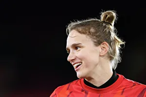 Gear Up: Viviane Miedema's Focused Pre-Match Moment before Arsenal Women's Conti Cup Clash vs Southampton Women