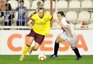 Images Dated 4th November 2010: gemma Davison (Arsenal) Cristina Mingo (Rayo). Rayo Vallecano 2: 0 Arsenal Ladies