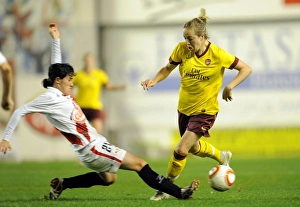 Images Dated 4th November 2010: gemma Davison (Arsenal) Miriam Dieguez De Ona (Rayo). Rayo Vallecano 2: 0 Arsenal Ladies