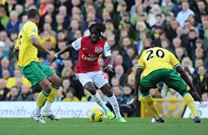 Norwich City V Arsenal 2011-12 Prints: Gervinho Clashes with Naughton and Barnett: Norwich City vs Arsenal