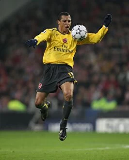 Images Dated 23rd February 2007: Gilberto (Arsenal)