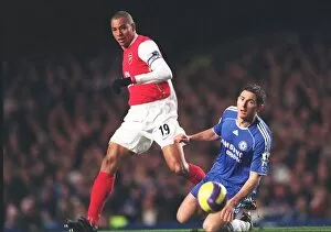 Images Dated 11th December 2006: Gilberto (Arsenal) Frank Lampard (Chelsea)
