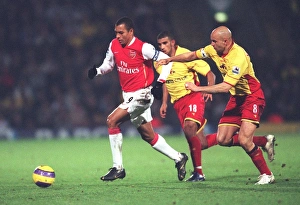 Watford v Arsenal Collection: Gilberto (Arsenal) Gavin Mahon (Watford)