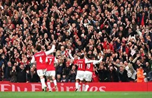 Arsenal v Tottenham 2006-07 Collection: Gilberto celebrates scoring his 1st goal Arsenals 2nd