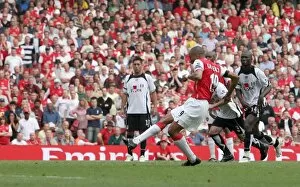 Images Dated 29th April 2007: Gilberto scores Arsenals 3rd goal from the penalty spot