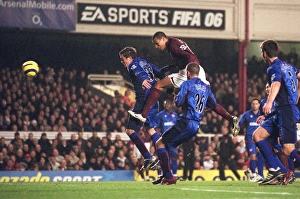 Arsenal v Middlesbrough 2005-6 Gallery: Gilberto scores Arsenals 5th goal under pressure from Andrew Taylor (Middlesbrough)