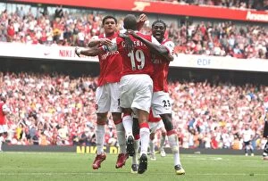 Arsenal v Fulham 2006-07 Collection: Gilberto scoring the 3rd Arsenal goal with Denilson and Emmanuel Adebayor