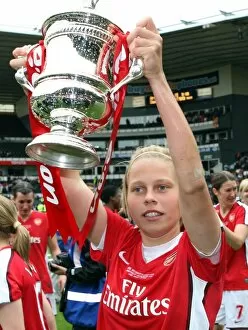 Arsenal Ladies v Sunderland WFC Collection: Gilly Flaherty (Arsenal Ladies) with the FA Cup Trophy