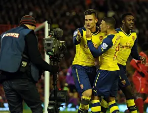 Giroud and Oxlade-Chamberlain Celebrate Arsenal's Goals Against Liverpool (2014/15)