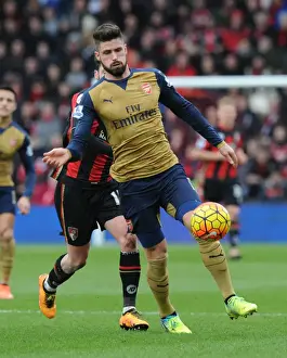 Bournemouth V Arsenal 2015-16 Prints: Giroud Surges Past Smith: Arsenal's Win Against Bournemouth, Premier League 2015-16