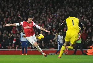 Arsenal V Chelsea 2013-14 Prints: Giroud vs. Cech: Battle at the Emirates - Arsenal v Chelsea, Premier League 2013-14