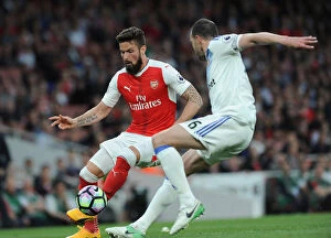 Images Dated 16th May 2017: Giroud vs. O'Shea: A Strategic Showdown at Emirates Stadium - Arsenal vs