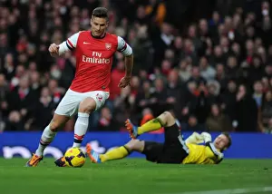 Southampton F C Prints: Giroud's Dramatic Goal: Arsenal's Thrilling Victory Over Southampton