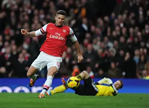 Southampton F C Prints: Giroud's Dramatic Goal: Arsenal's Thrilling Victory Over Southampton